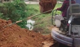 挖掘机新闻爆料视频大全,行业动态尽收眼底